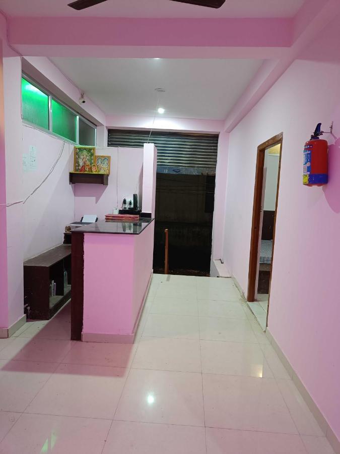 Oyo Pandey Ji Guesthouse Gorakhpur Exterior photo